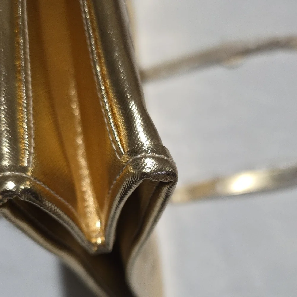 Bath & Body Works Gold Embossed‎ Tote